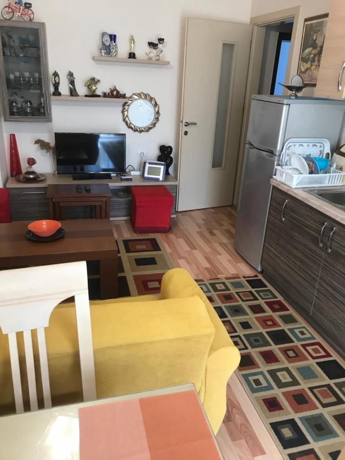 Silver Apartament Appartamento Korce
